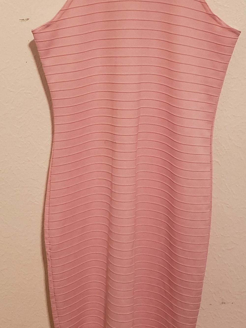 Fitted Sleeveless Midi Dress in Soft Pink